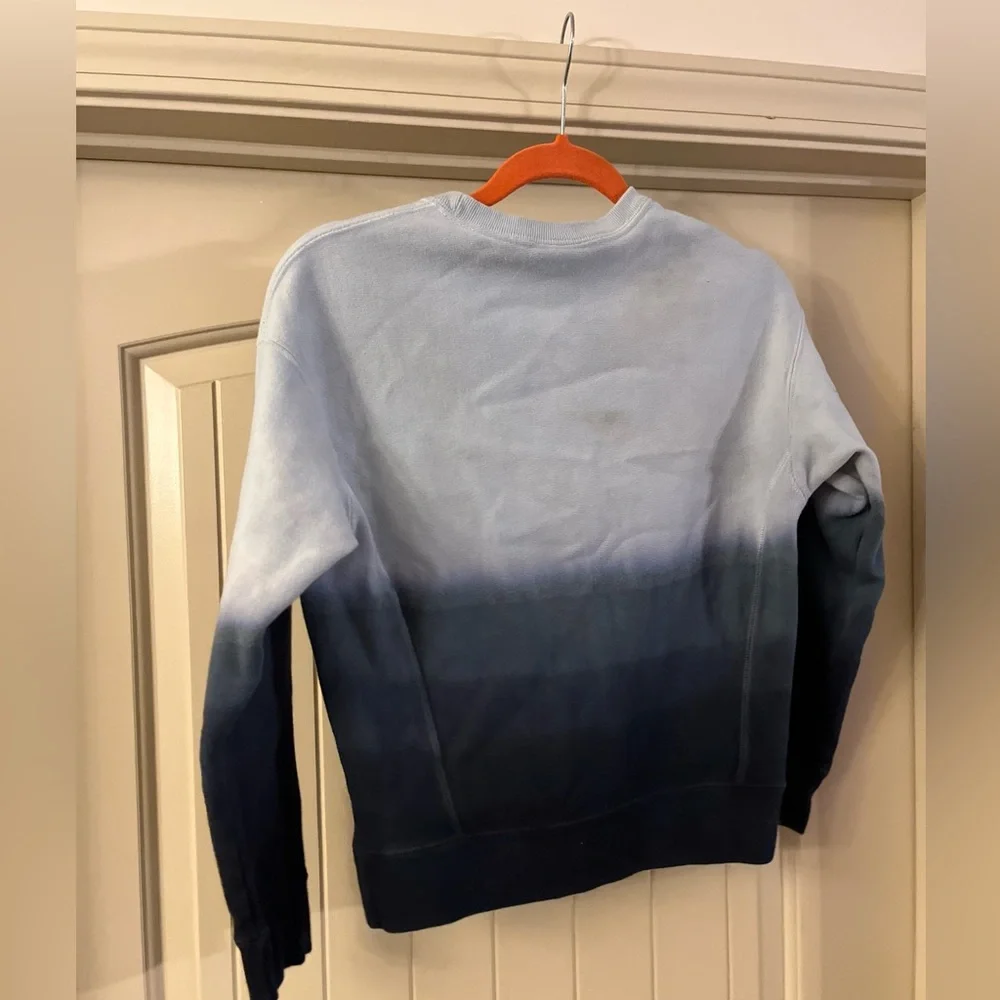 Champion Reverse Weave Blue Gradient Sweater - Picture 6 of 6